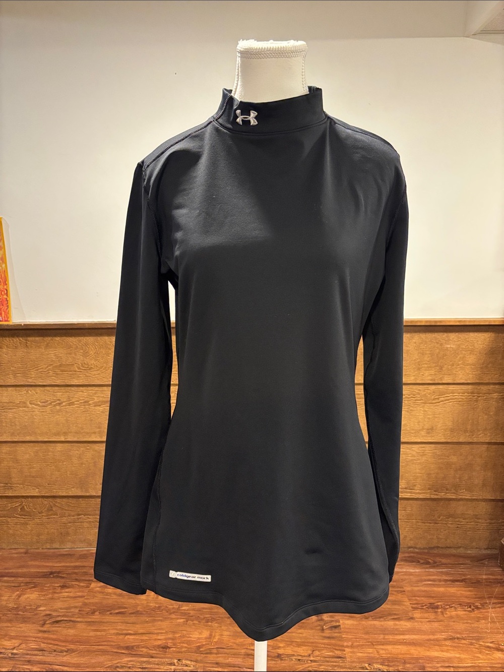 Under Armour Women's Black Long Sleeve Mock Neck Performance Top Cold Gear
